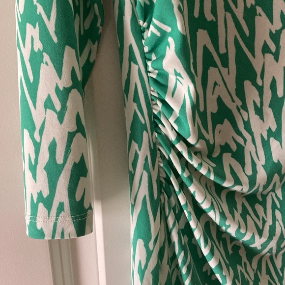 Loft women’s dress green and white XS 3/4 sleeves midi lightweight stretch - Picture 3 of 7